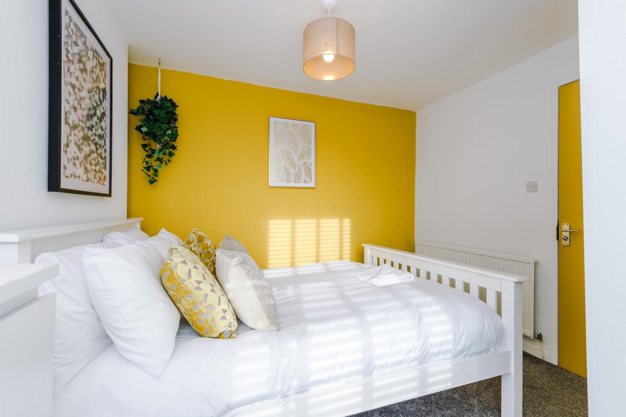 Large 7 Bedroom Town House In Chester City Centre 외부 사진