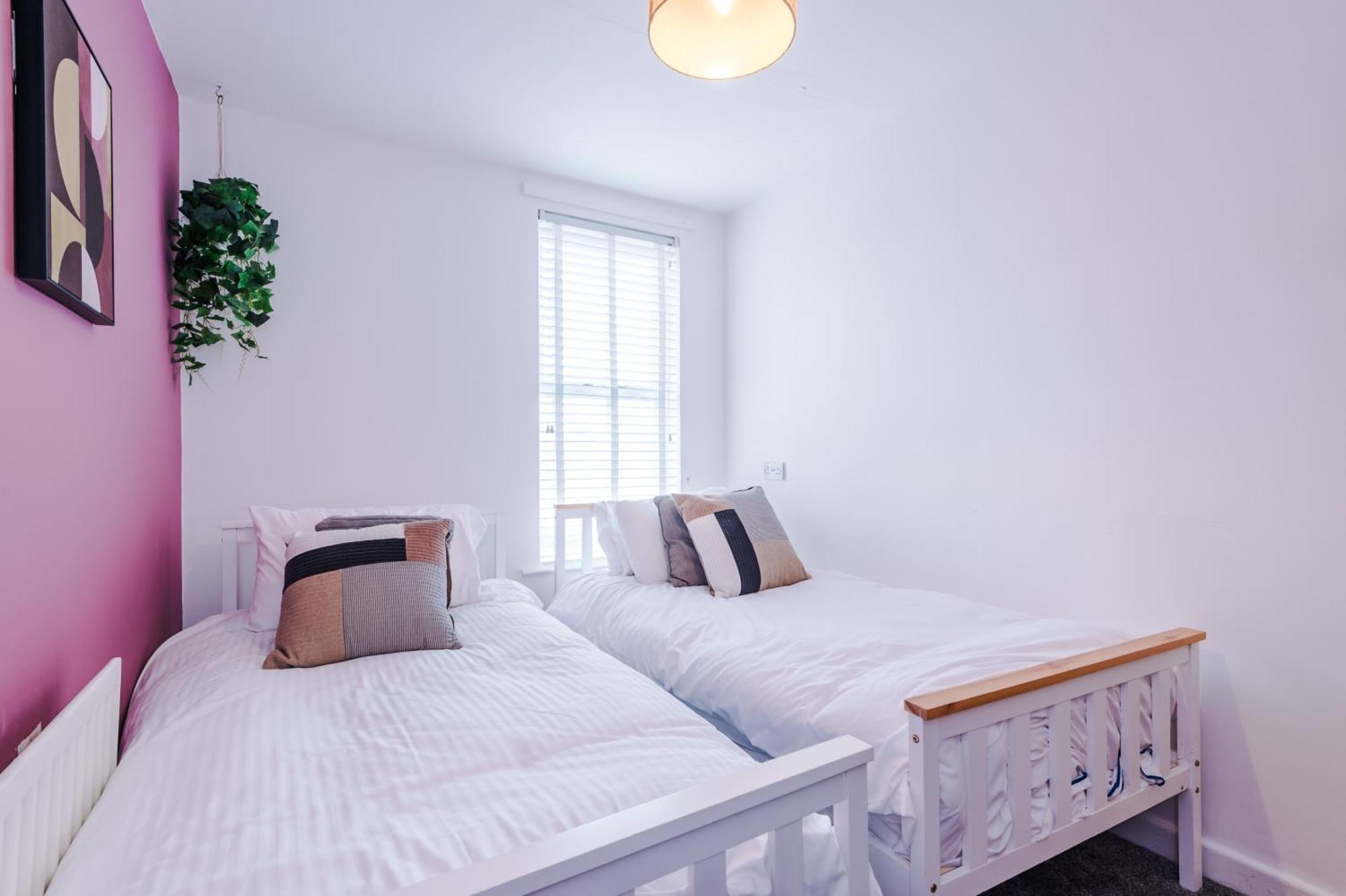 Large 7 Bedroom Town House In Chester City Centre 외부 사진