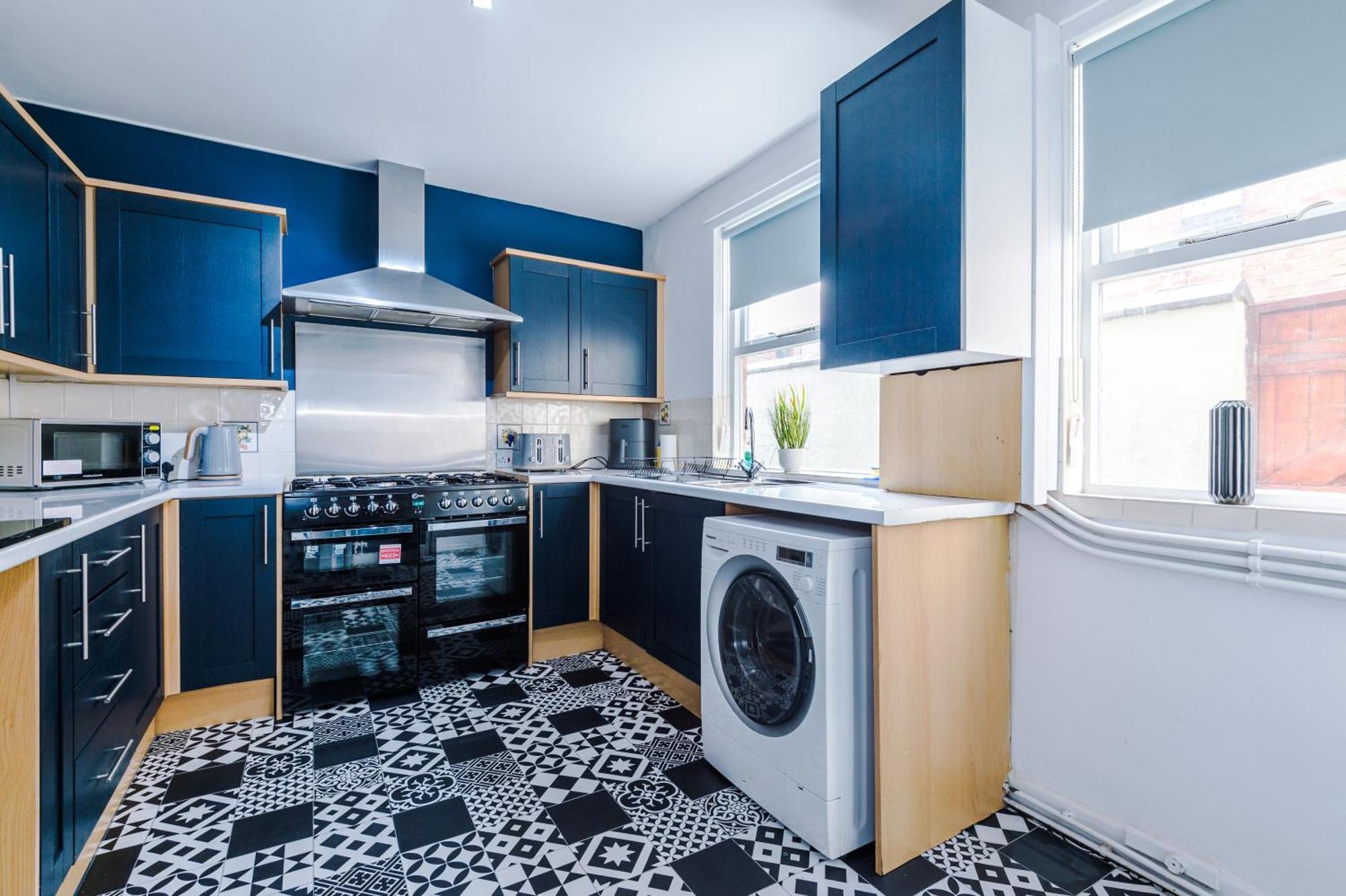 Large 7 Bedroom Town House In Chester City Centre 외부 사진