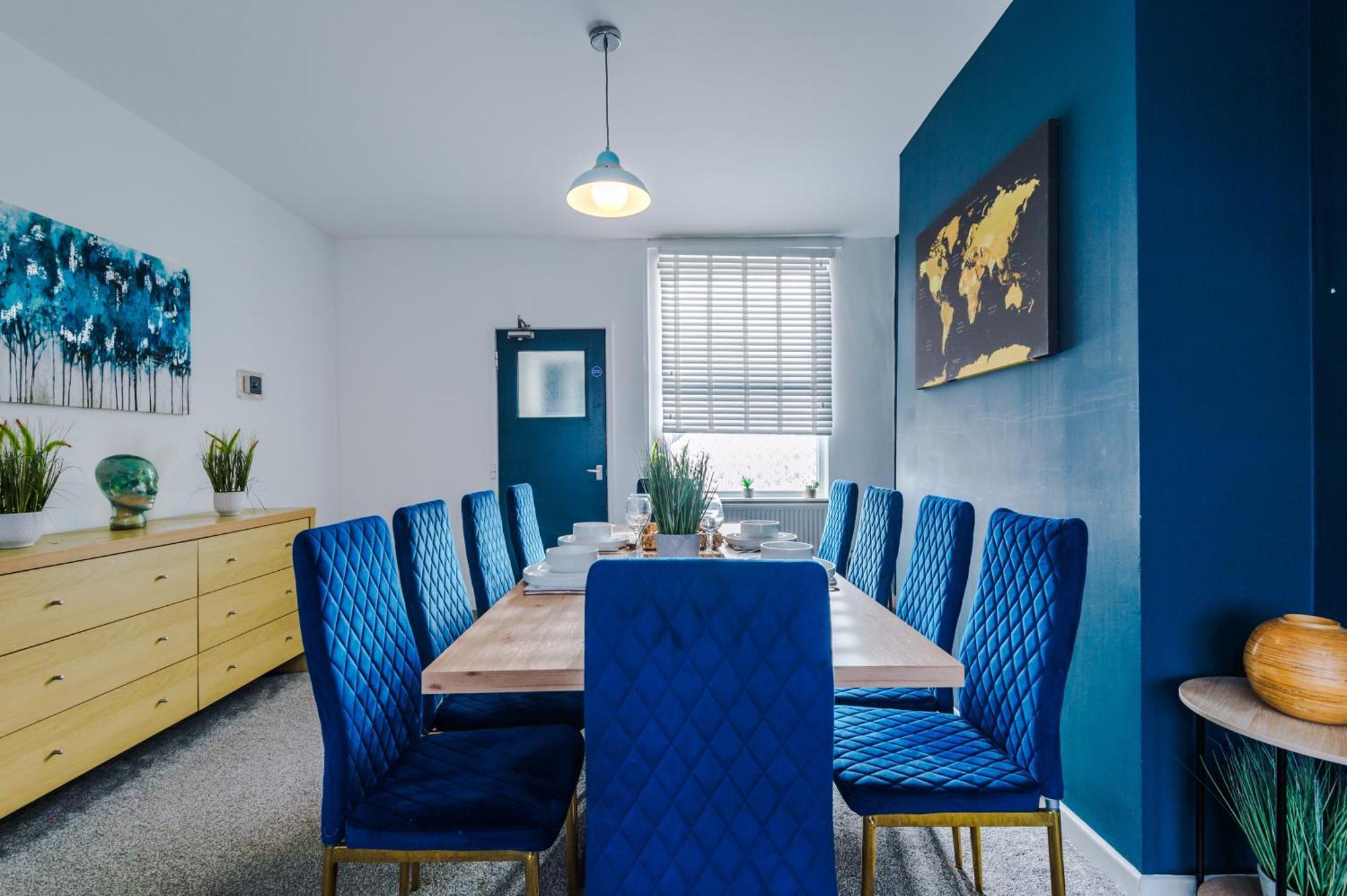 Large 7 Bedroom Town House In Chester City Centre 외부 사진