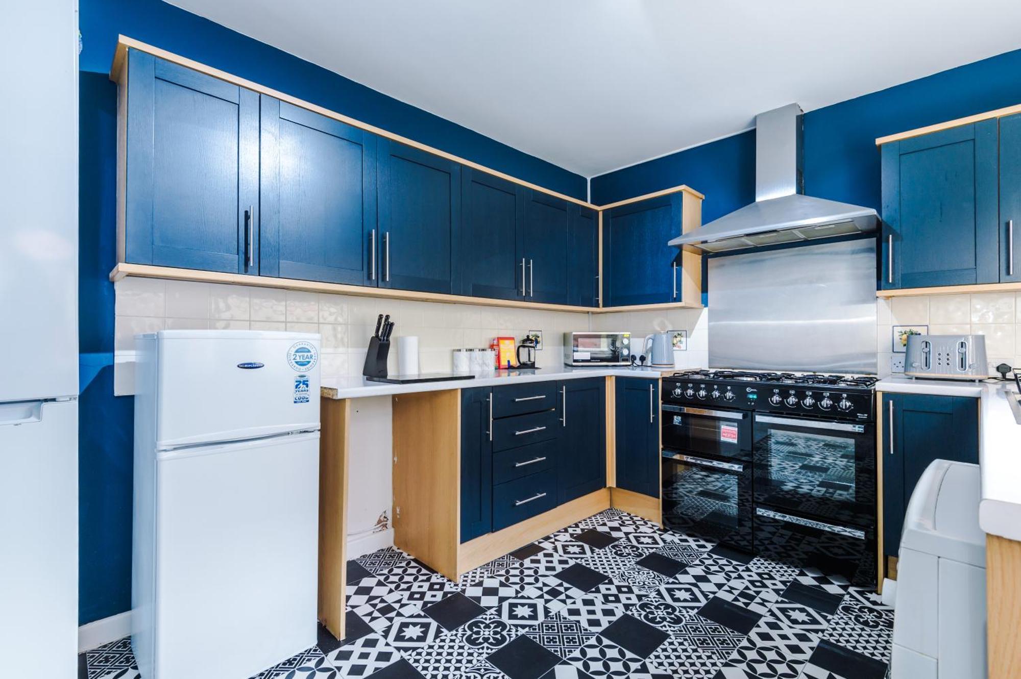 Large 7 Bedroom Town House In Chester City Centre 외부 사진